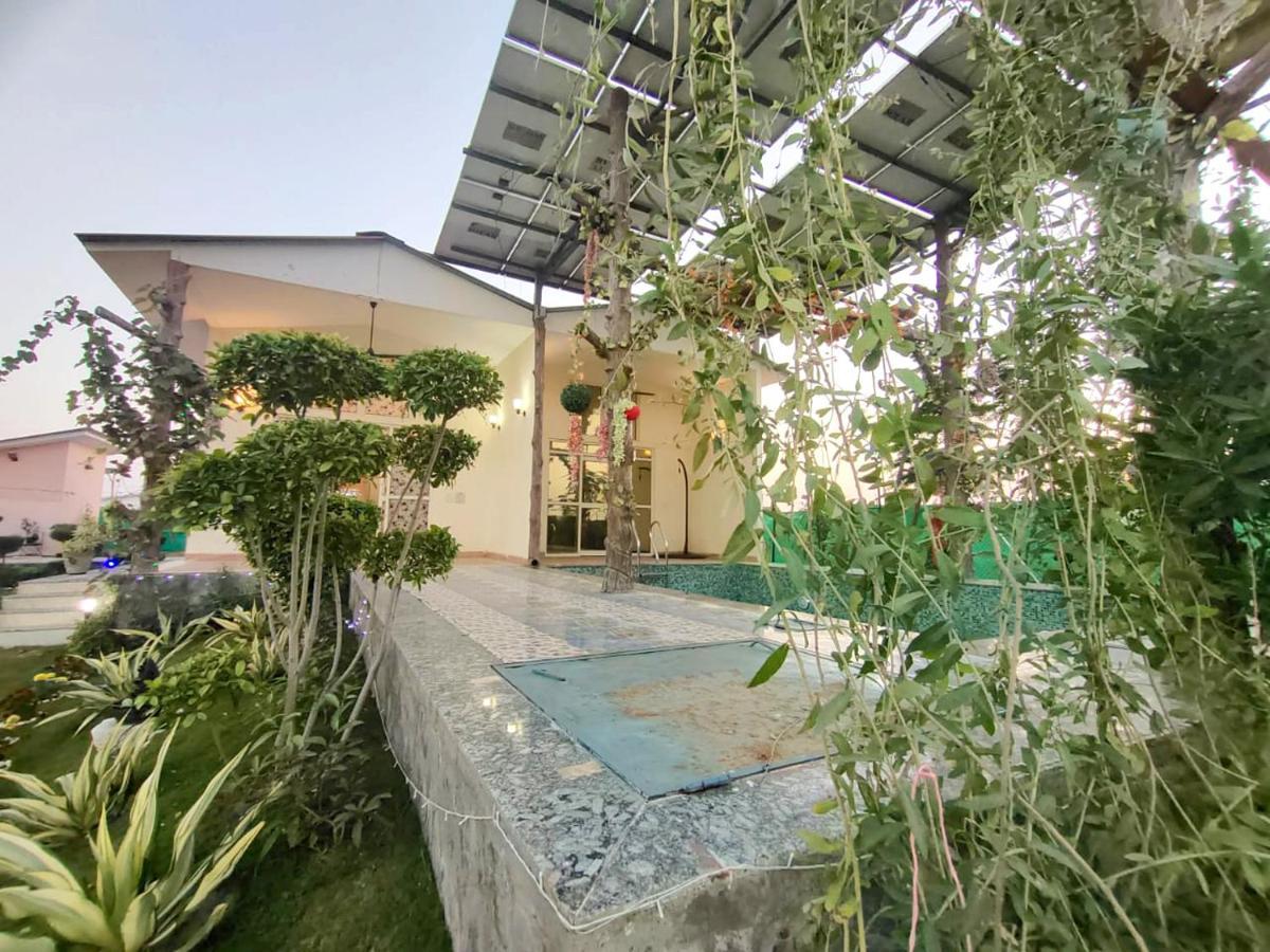 Shaw Estate-Farm House For A Small Parties-Jp Farm Greater Noida Exteriör bild