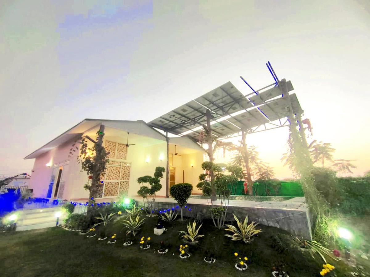Shaw Estate-Farm House For A Small Parties-Jp Farm Greater Noida Exteriör bild