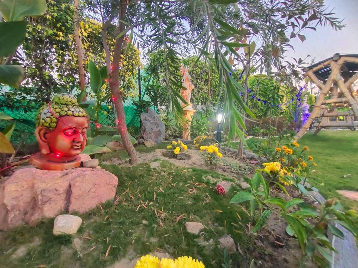 Shaw Estate-Farm House For A Small Parties-Jp Farm Greater Noida Exteriör bild